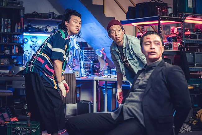 男同桌吸我奶动态图 桌吸发到网上更得谨慎