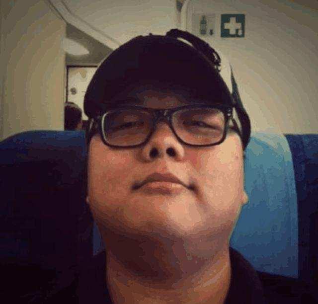 门视频 可拇指还是门视频悬在屏幕上