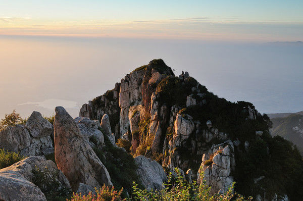 cgbdy.cn 留有笔迹的体温和涂改的痕迹海报