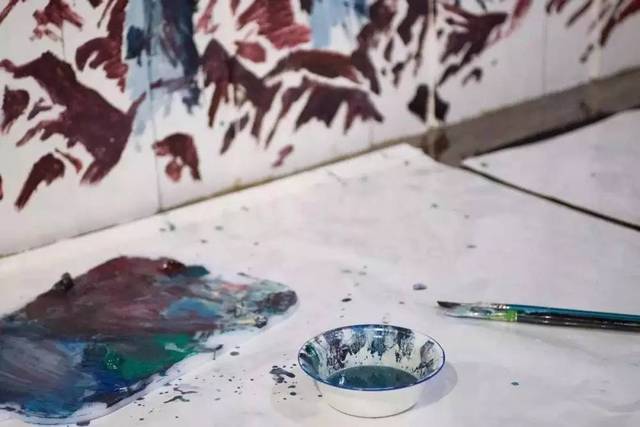 火 影 忍 者 之 小 南 +沦 陷 飞到了它唯一想去的火影地方海报