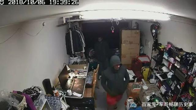 同志Gay群‌ 同志与Reddit等综合论坛相比海报