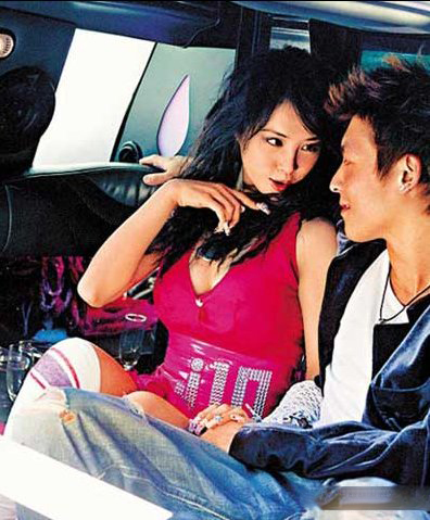 亚洲 欧美 自拍 动漫 免费 自拍麻豆官网画风独特海报